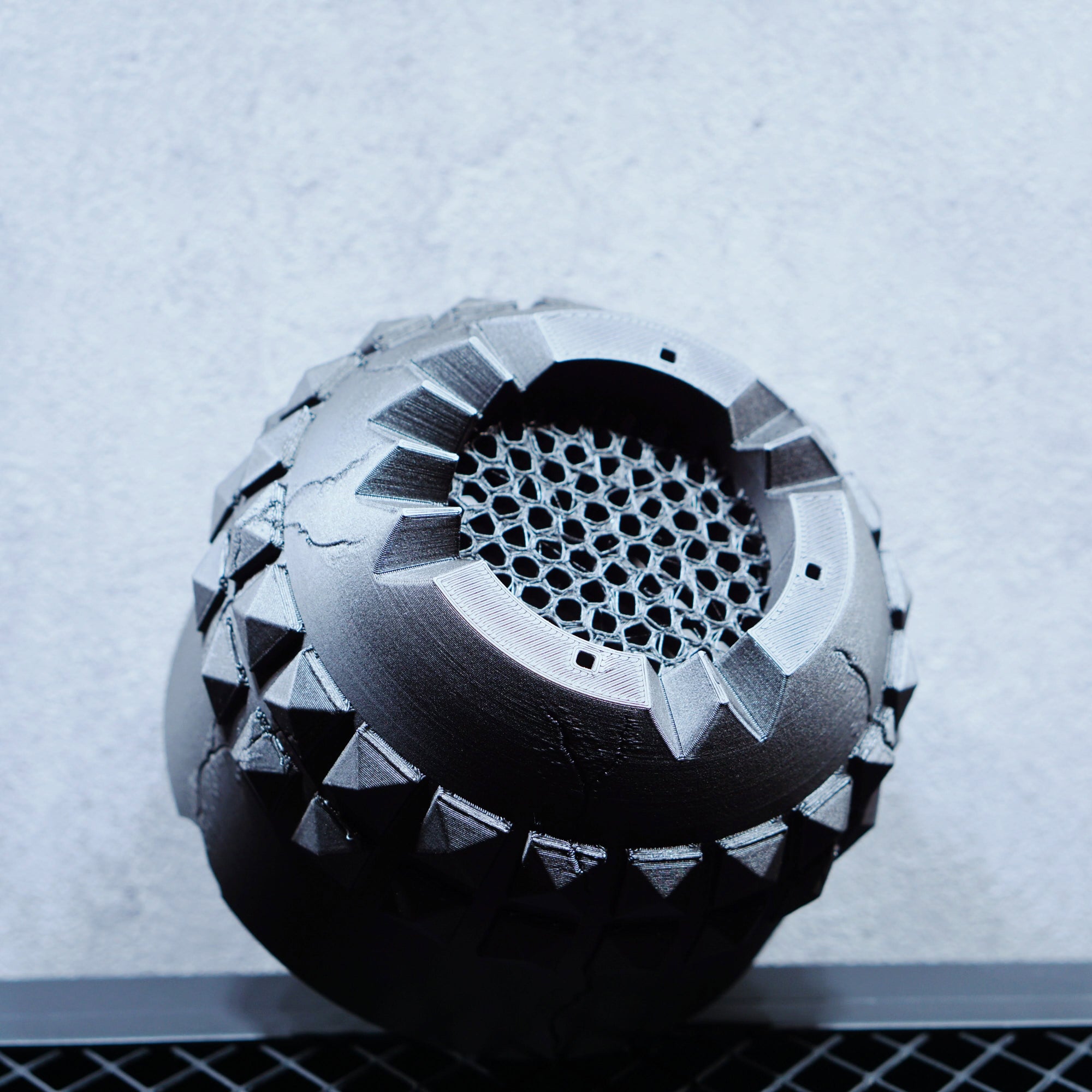 POT BROKEN STUD SIZE M（4.5号サイズ鉢）