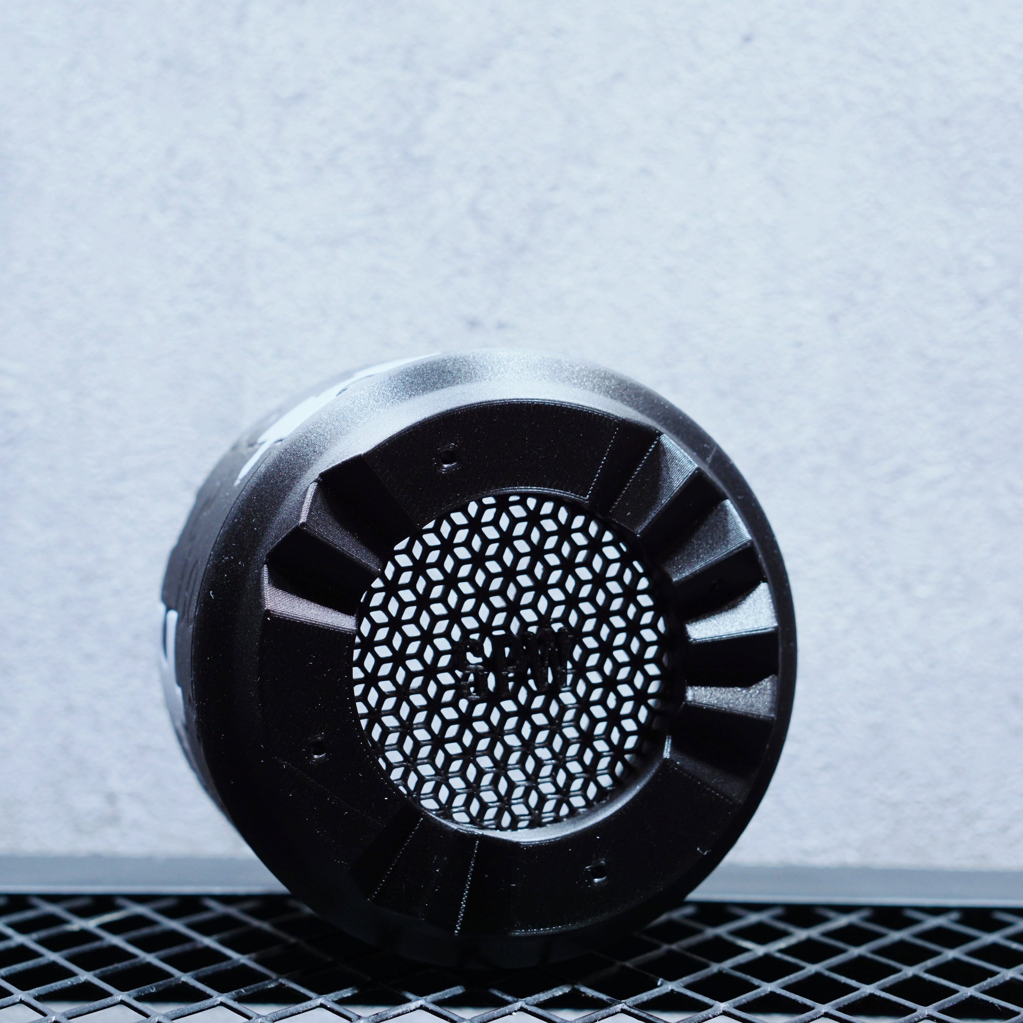 POT PUZZLE LIMITED SIZE S 3.5号サイズ 3Dプリント植木鉢 マットブラック × アーバングレー 商品画像4｜SOCIAL PLANT WORKS