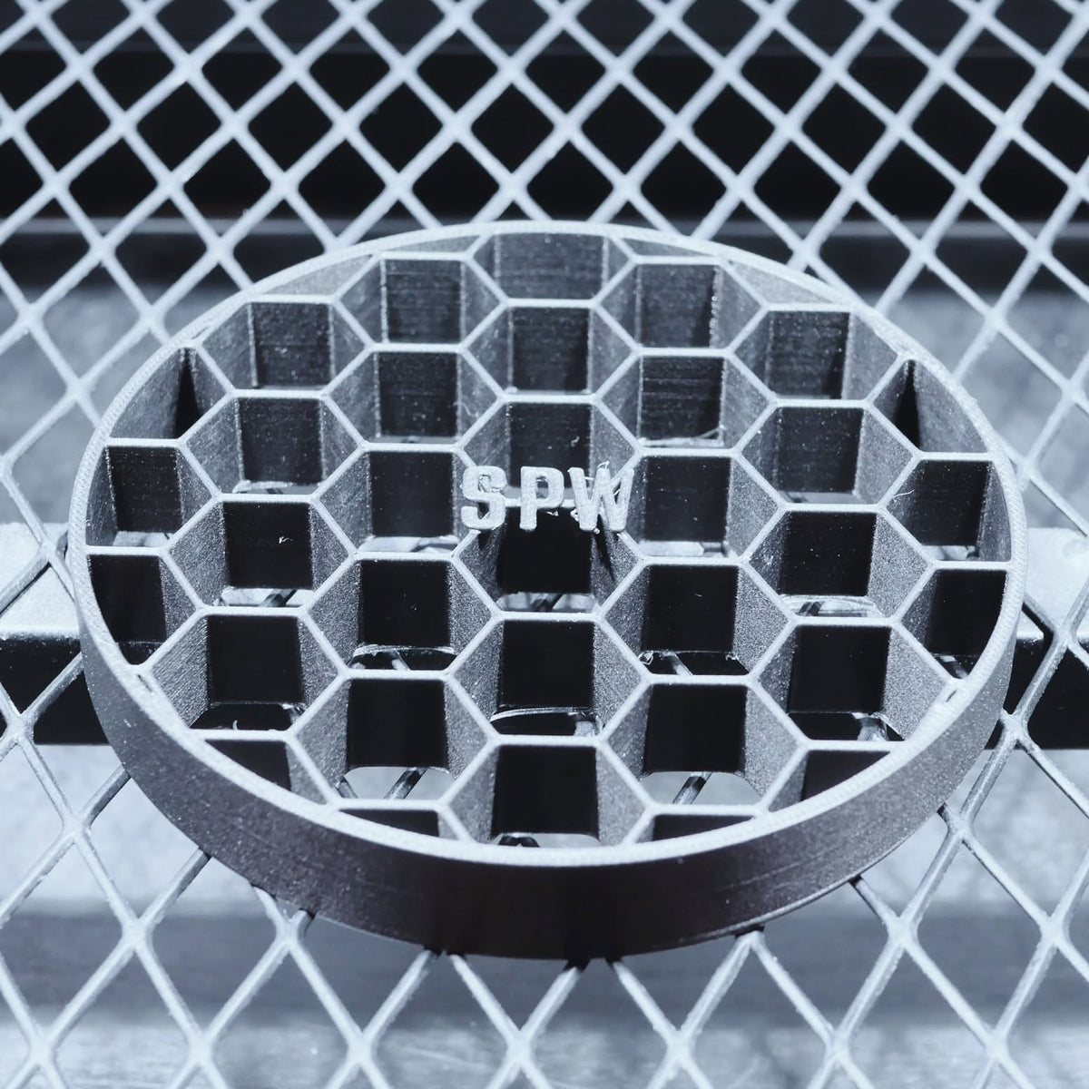 DUAL MESH TRAY STUD SIZE S 受け皿 マットブラック 商品画像2｜SOCIAL PLANT WORKS