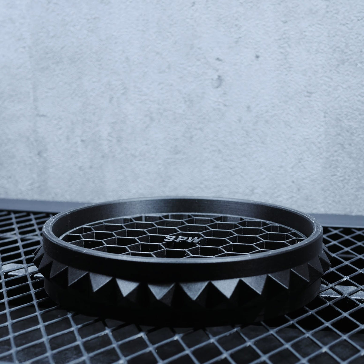 DUAL MESH TRAY STUD｜SIZE M（受け皿）