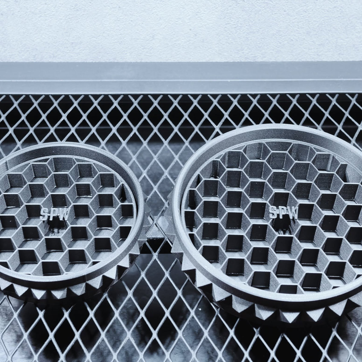DUAL MESH TRAY STUD｜SIZE M（受け皿）