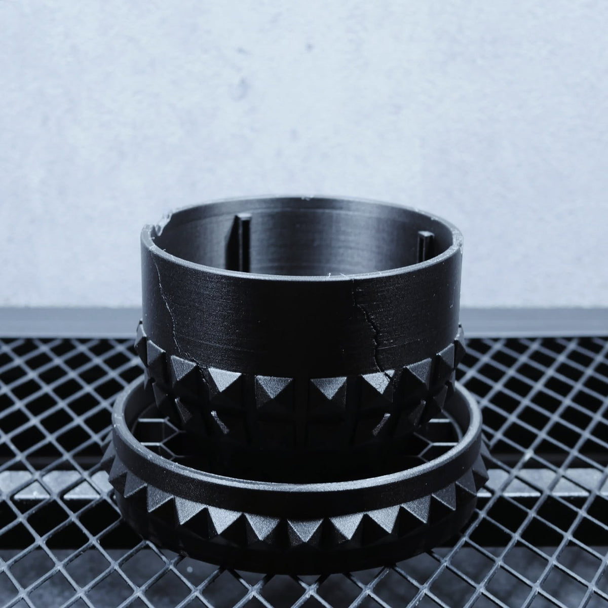 DUAL MESH TRAY STUD｜SIZE M（受け皿）